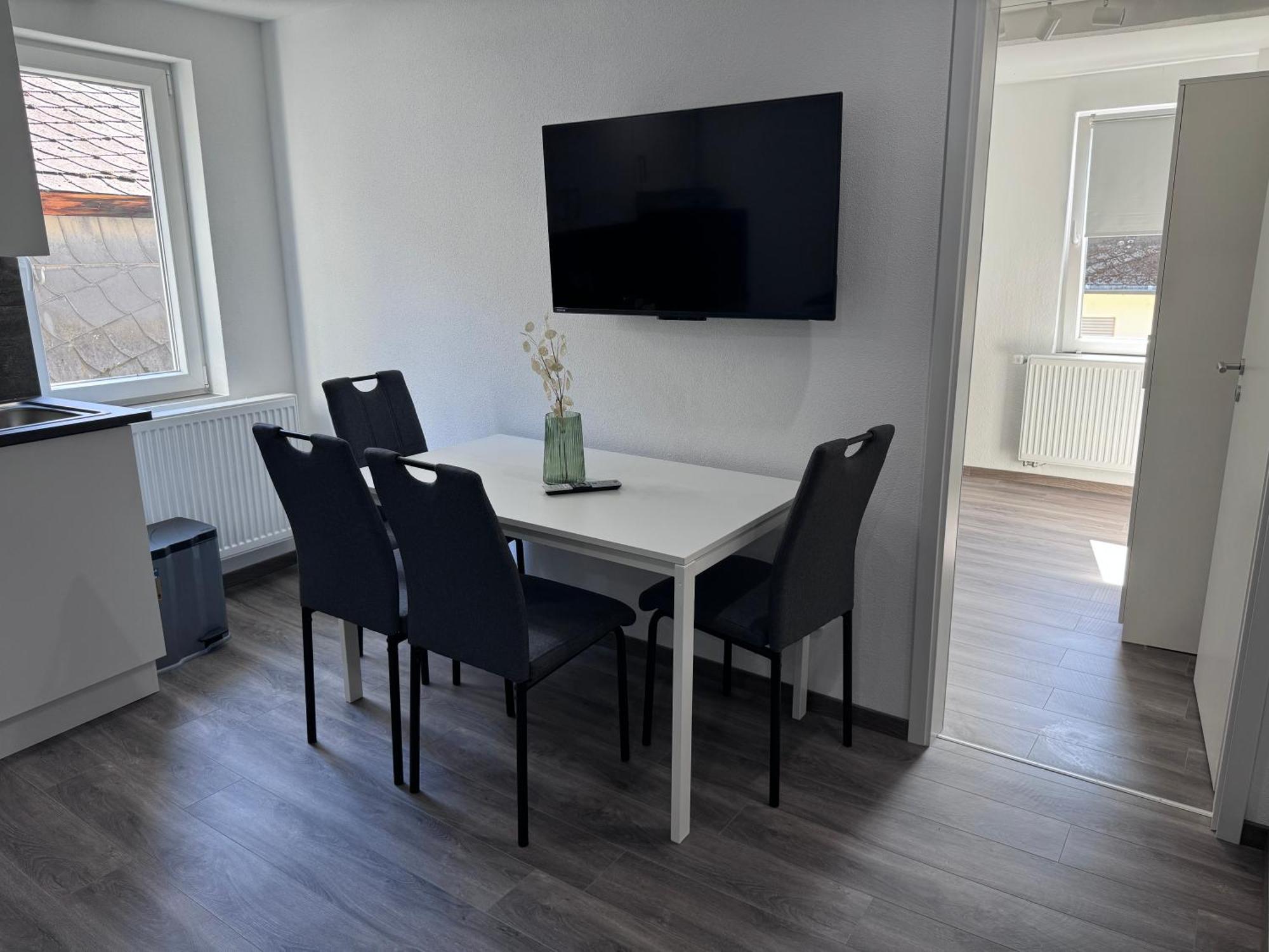 Ferienwohnung Direkt An Der Mosel Im Zentrum Von Zell Екстериор снимка