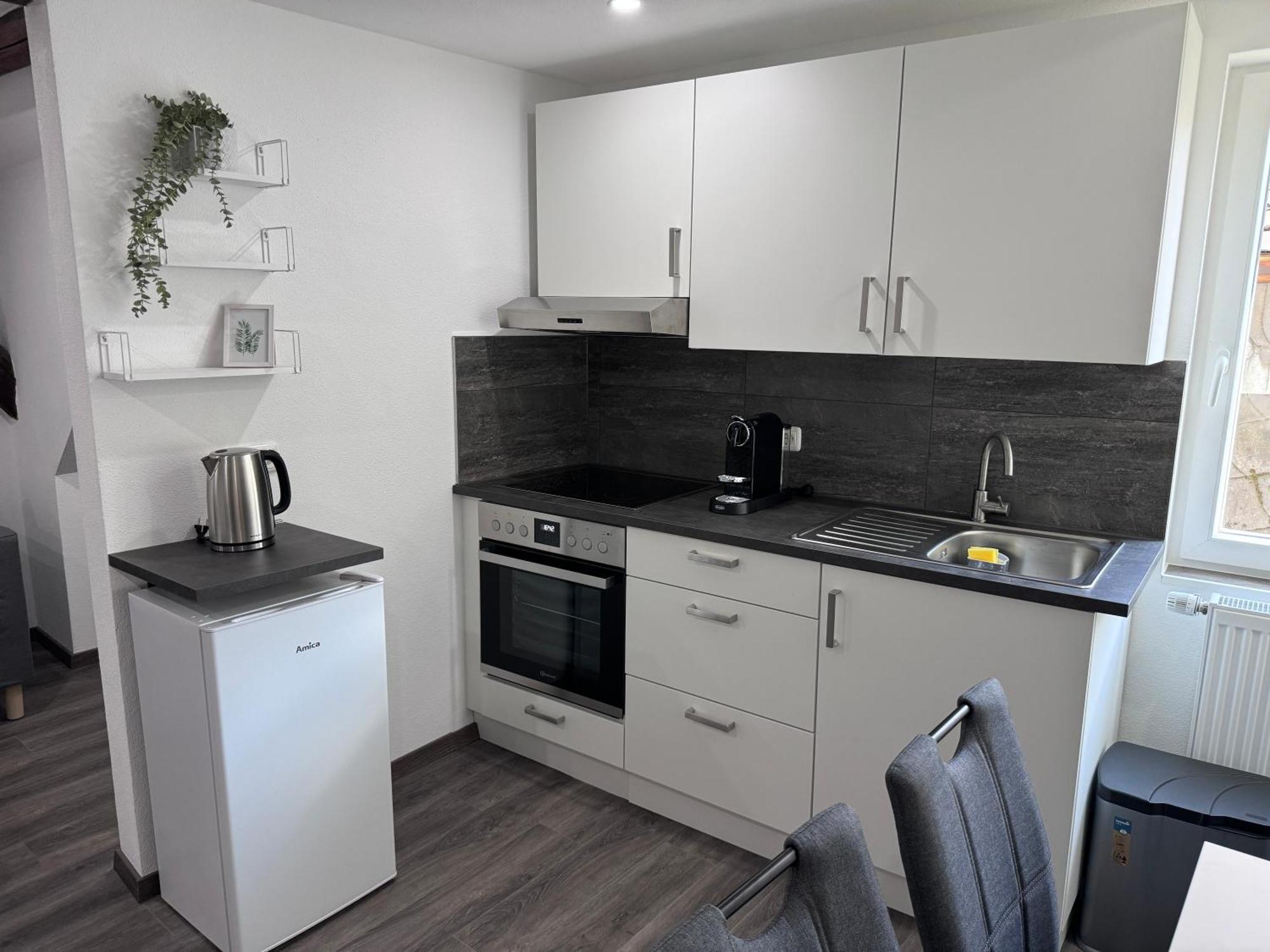 Ferienwohnung Direkt An Der Mosel Im Zentrum Von Zell Екстериор снимка